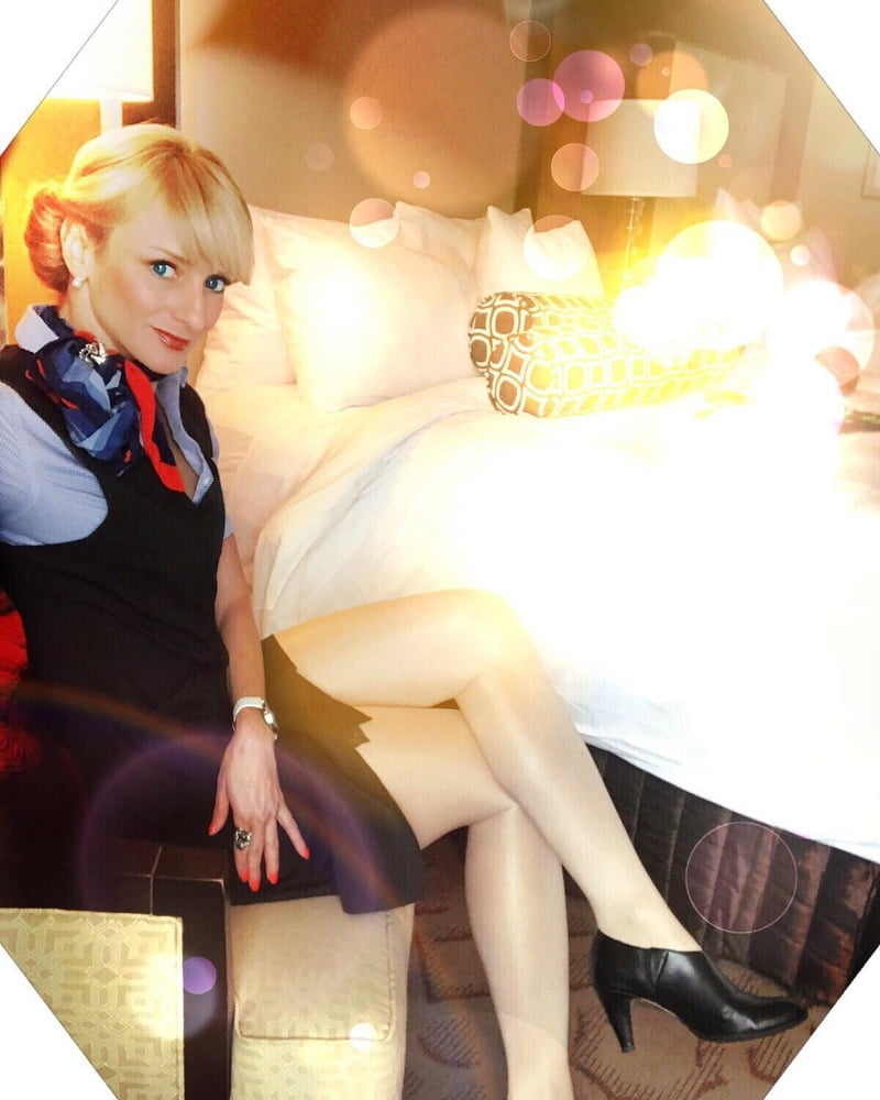 american-pantyhose-air-hostess-005