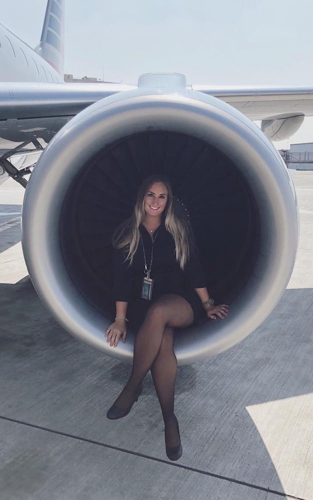 claudia-air-hostess-011