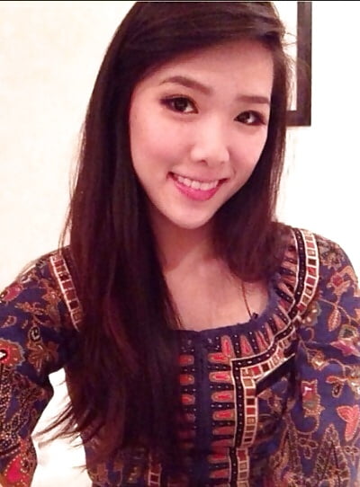 sexy-singapore-air-hostess-leaked-010