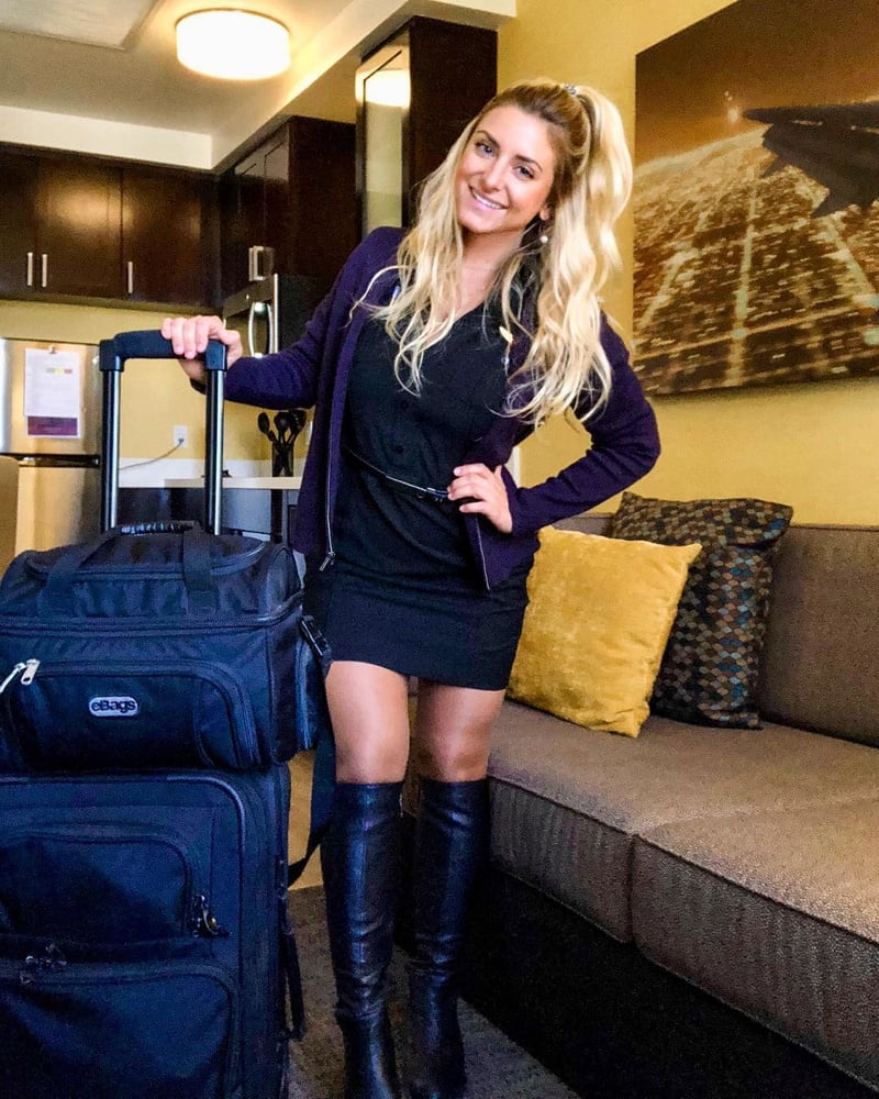 shelby-air-hostess-021