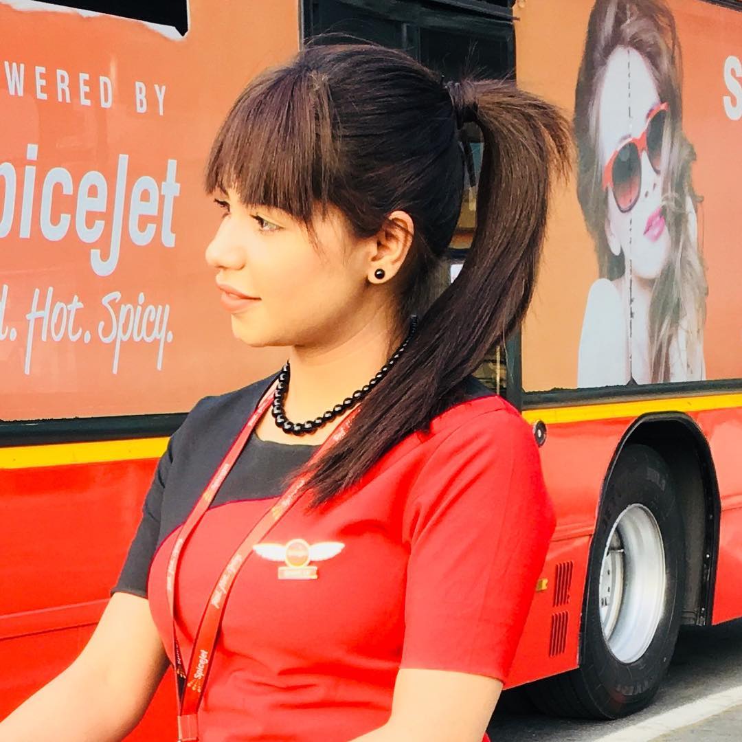shweta-indian-air-hostess-010