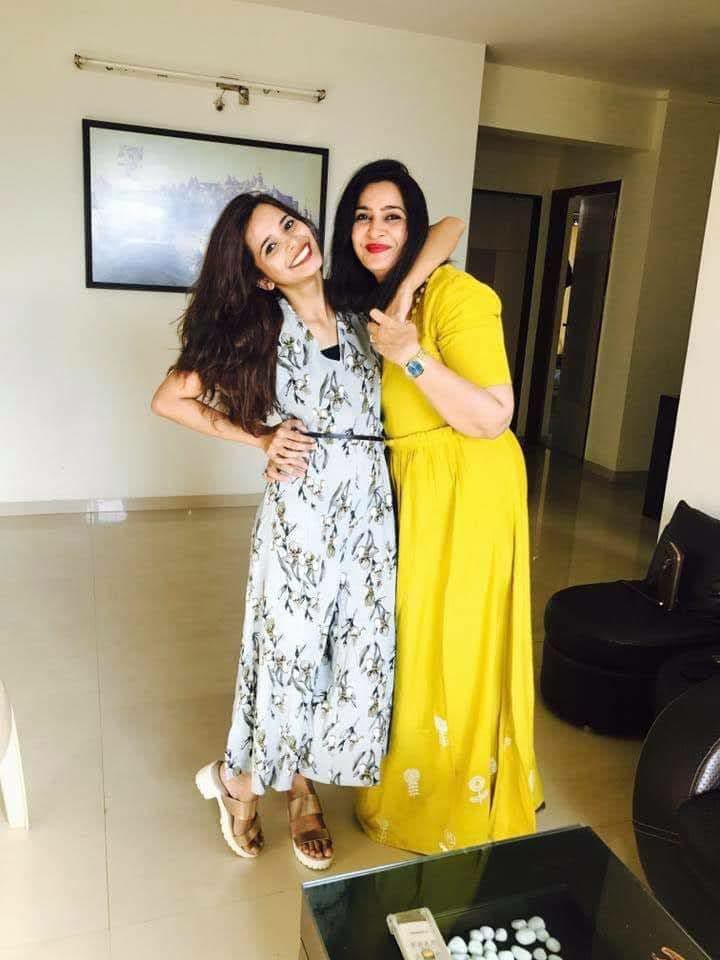 meena-reema-pihu-005