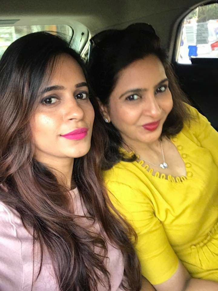 meena-reema-pihu-008