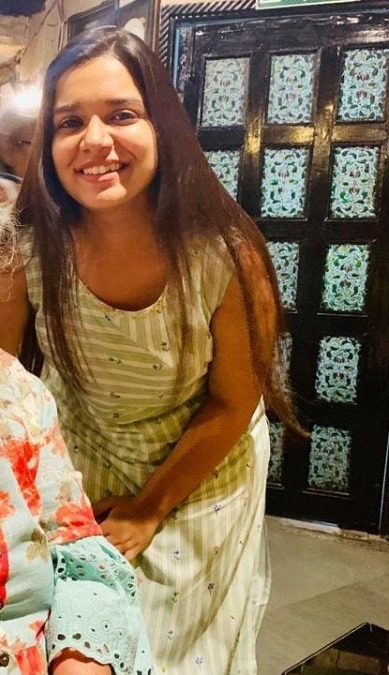 shefali-065