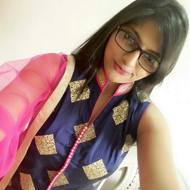 urvashi-didi-didisaashiq-143